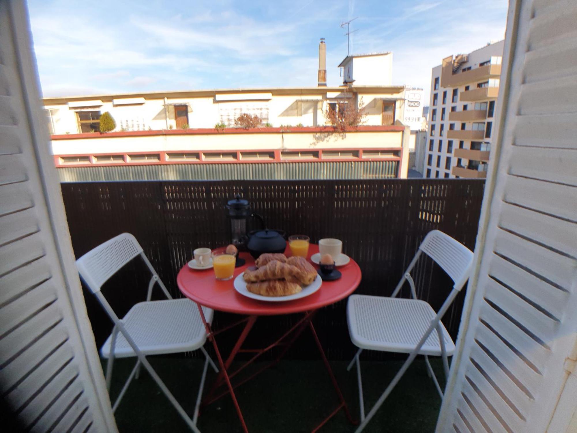 Amazing Apartment A Stone'S Throw From The City Of Lights - Paris クリシー エクステリア 写真
